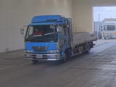 Nissan CONDOR