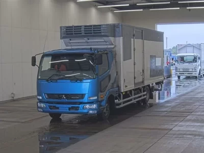 Mitsubishi FUSO FIGHTER