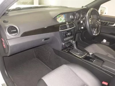 Mercedes-Benz C CLASS WAGON