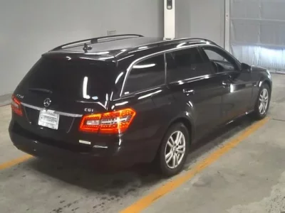 Mercedes-Benz E CLASS WAGON