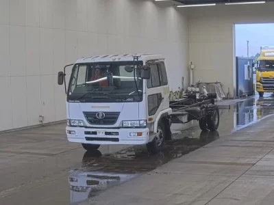 Nissan CONDOR