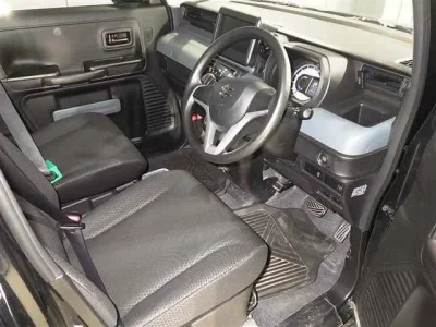Suzuki SPACIA BASE