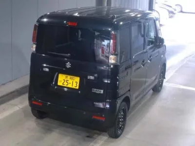 Suzuki SPACIA BASE