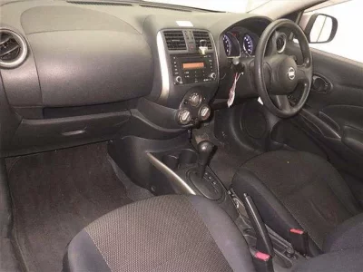Nissan TIIDA LATIO