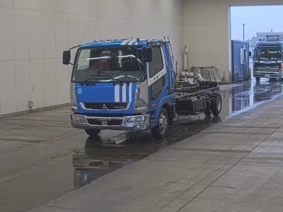 Mitsubishi FUSO FIGHTER