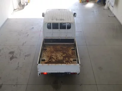 Nissan TRUCK