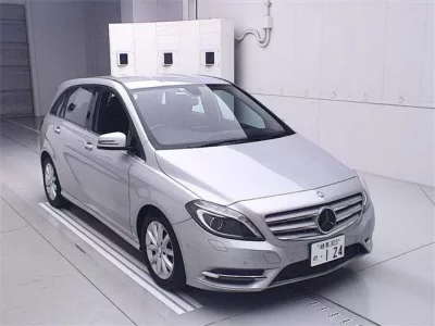 Mercedes-Benz B CLASS