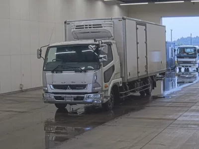 Mitsubishi FUSO FIGHTER