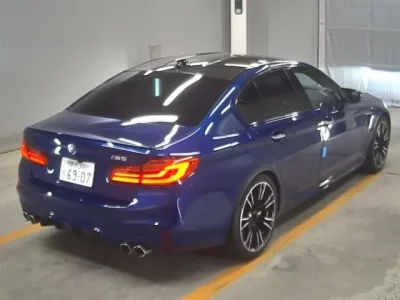 BMW M5