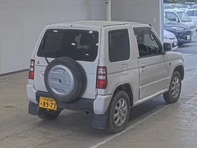 Mitsubishi PAJERO MINI