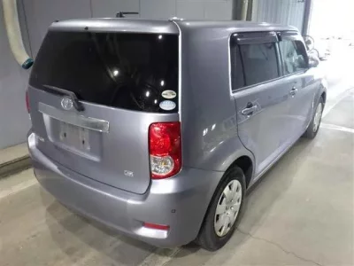 Toyota COROLLA RUMION