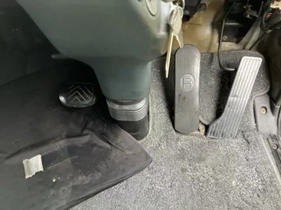 Nissan TRUCK