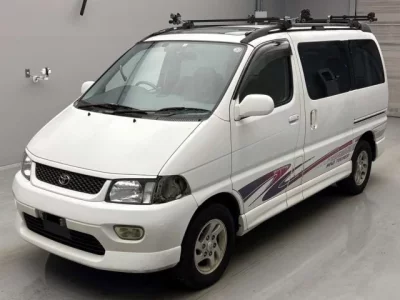 Toyota HIACE REGIUS