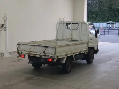 Toyota HIACE TRUCK