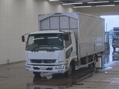 Mitsubishi FUSO FIGHTER