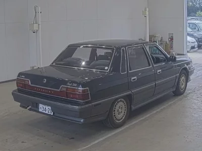 Mitsubishi DEBONAIR