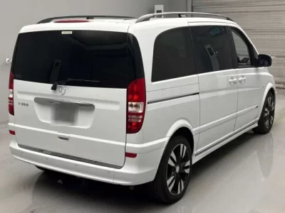 Mercedes-Benz V CLASS