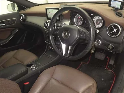 Mercedes-Benz GLA CLASS
