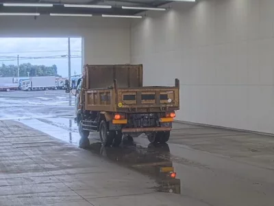 Mitsubishi FUSO TRUCK