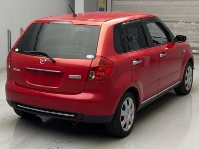 Mazda VERISA