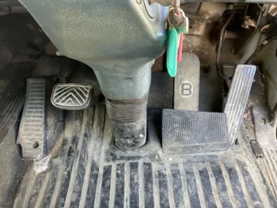 Nissan TRUCK