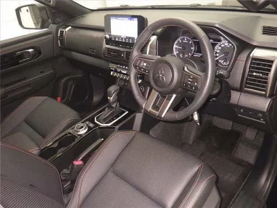 Mitsubishi TRITON