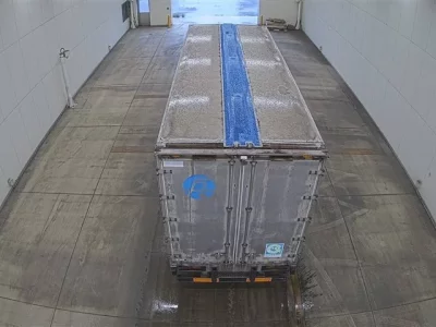 Nissan TRUCK