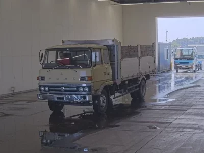 Mitsubishi FUSO FIGHTER