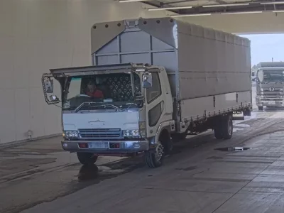 Mitsubishi FUSO FIGHTER