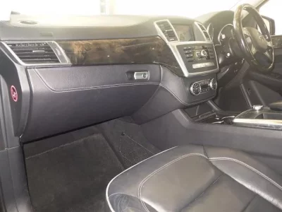 Mercedes-Benz ML CLASS