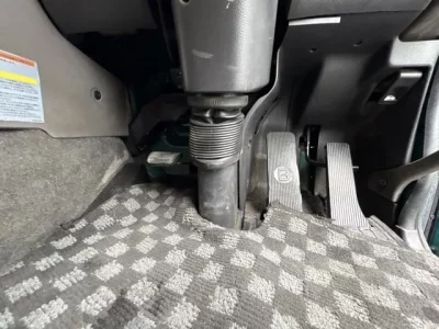 Nissan TRUCK