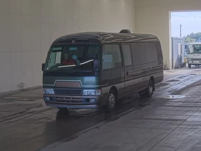 Toyota COASTER