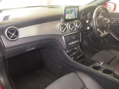 Mercedes-Benz CLA CLASS