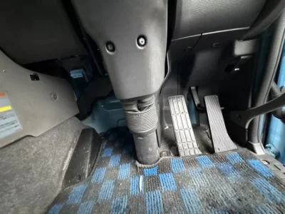 Nissan TRUCK