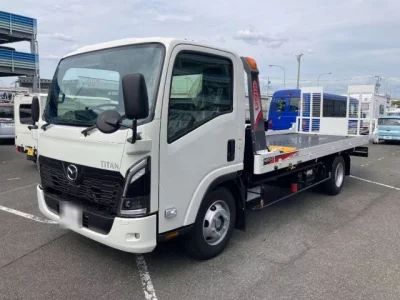 Mazda TITAN
