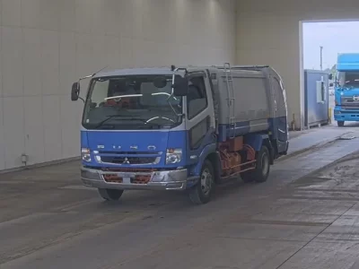 Mitsubishi FUSO FIGHTER