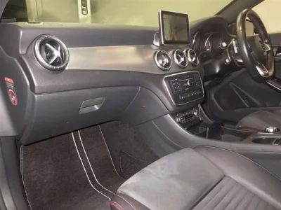 Mercedes-Benz CLA CLASS