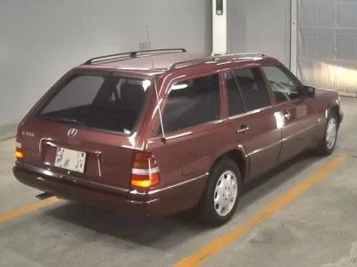 Mercedes-Benz E CLASS WAGON