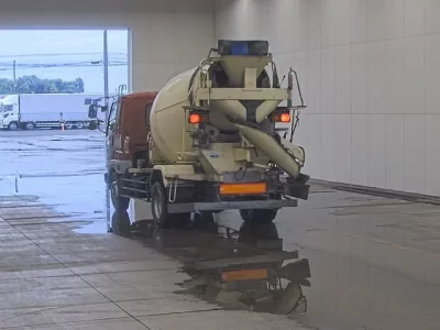 Mitsubishi FUSO FIGHTER