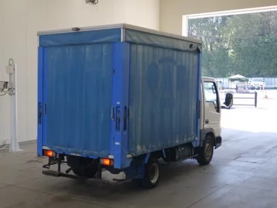 Mazda TITAN