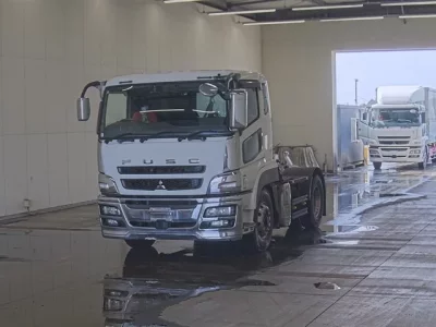 Mitsubishi SUPER GREAT