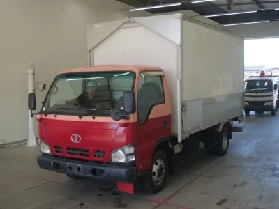 Nissan CONDOR