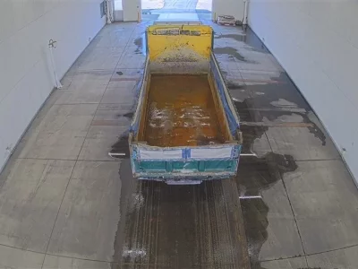 Nissan TRUCK