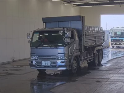 Mitsubishi FUSO FIGHTER