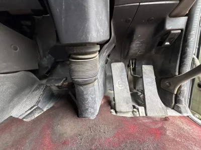 Nissan TRUCK