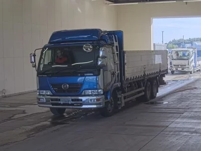 Nissan CONDOR