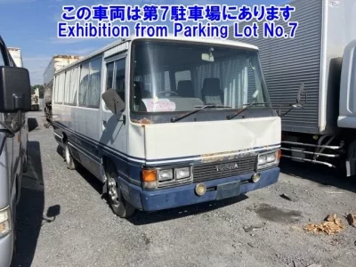 Toyota COASTER