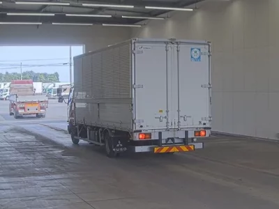 Mitsubishi FUSO FIGHTER
