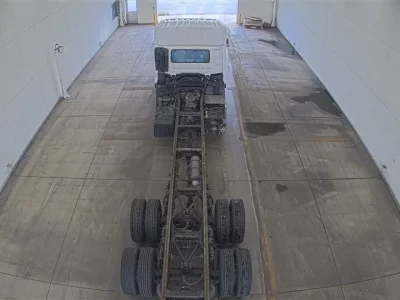 Nissan TRUCK
