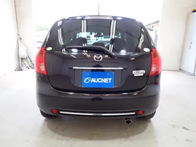 Mazda VERISA